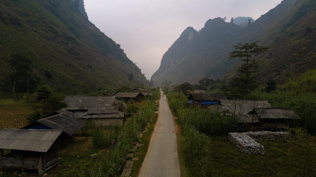Hiking-village-view-viettrendtour.