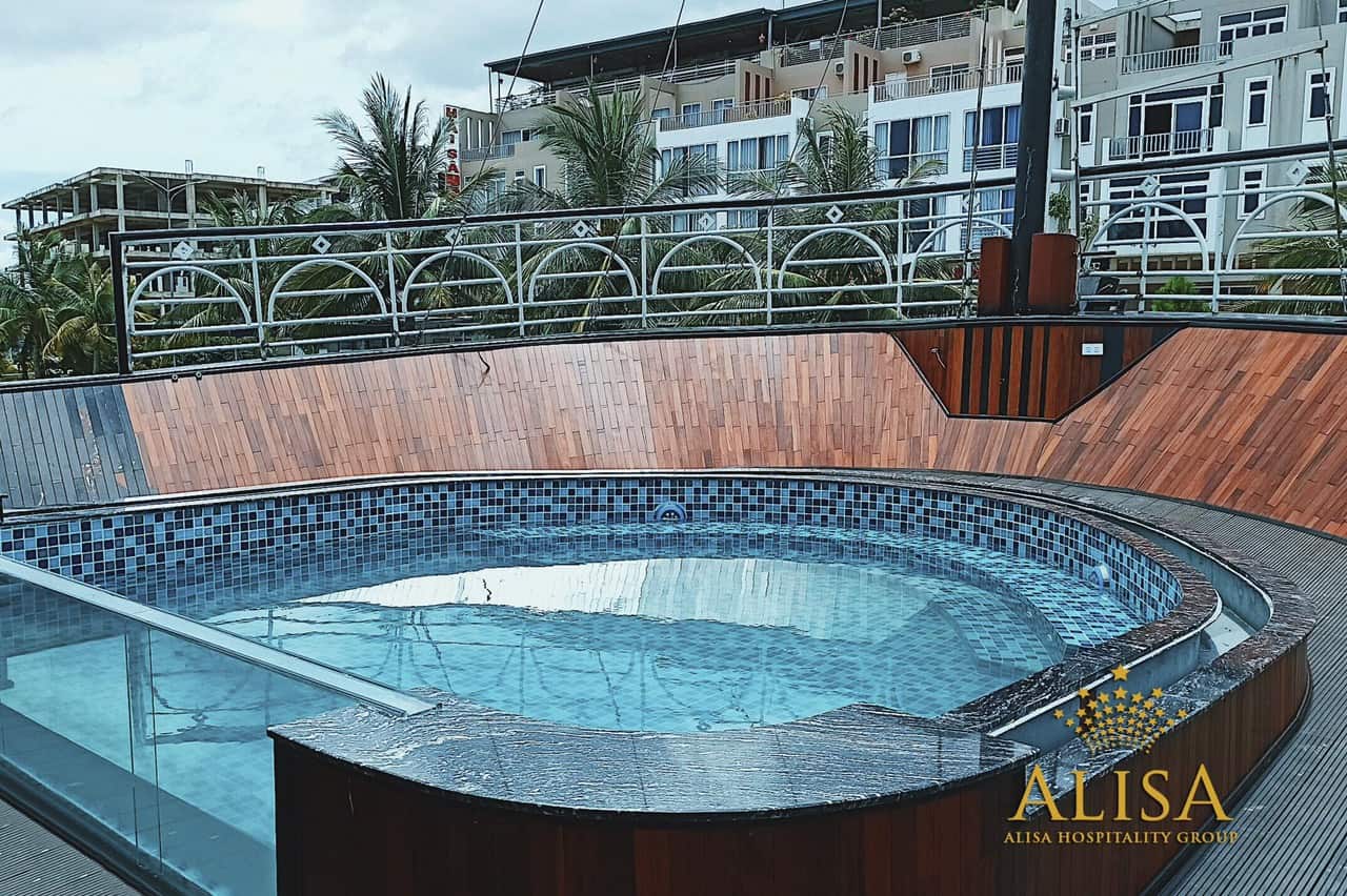Alisa Swimming Pool 2