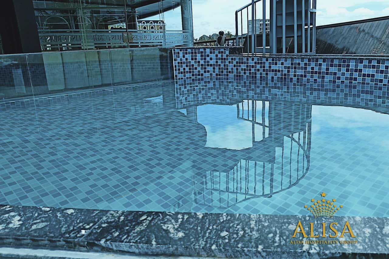 Alisa Swimming Pool 4