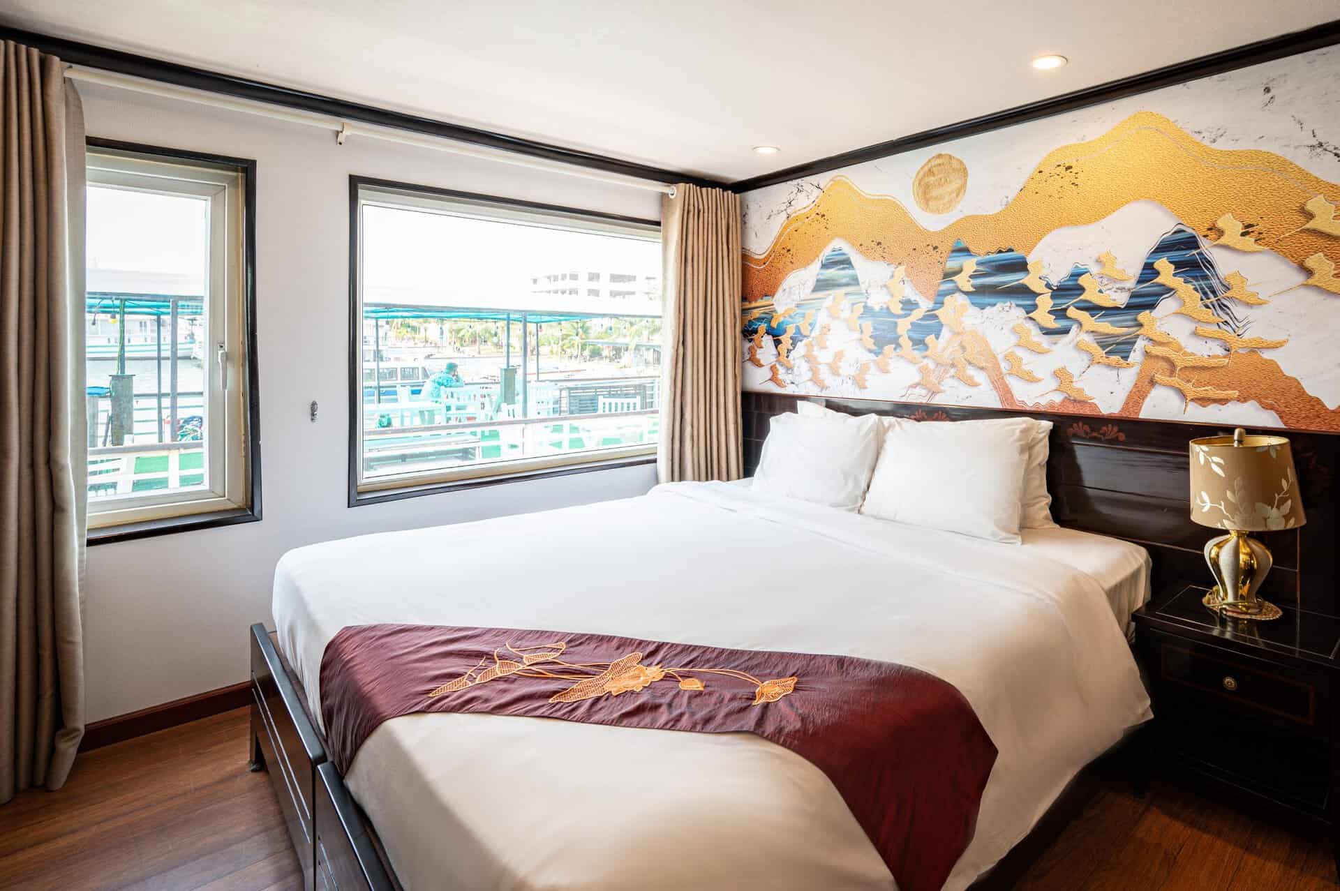 Deluxe ocean view 1