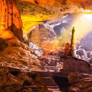 halong-bay-sung-sot-cave-sunbeam-chamber-viettrendtour
