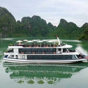 overview-main-angle-pamela-cruise-halong-bay-viettrendtour