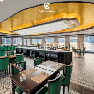 restaurant-2nd-floor-window-view-catherine-cruise-halong-bay-viettrendtour