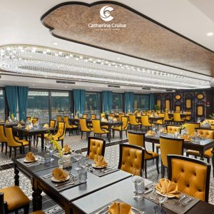 restaurant-4th-floor-luxury-setting-catherine-cruise-halong-bay-viettrendtour