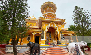 ViettrendTour Mekong Temple - a stunning religious site with intricate architecture and vibrant colo.