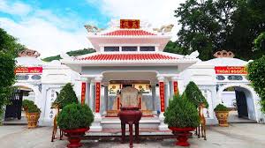 thoai-ngoc-hau