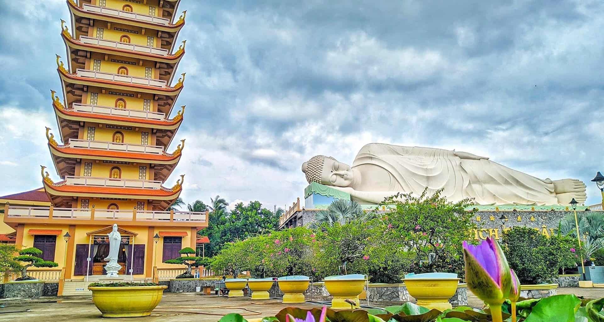 vinh-trang-pagoda-banner