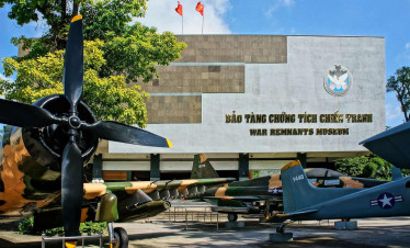 War Remnants Museum Vietnam history and artifacts.