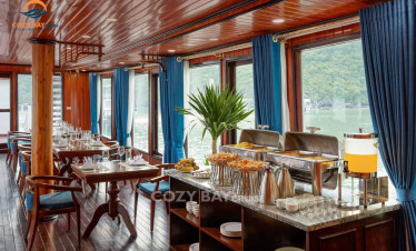 Elegant lounge with lake views and luxurious decor on Cozy Bay Cruise.