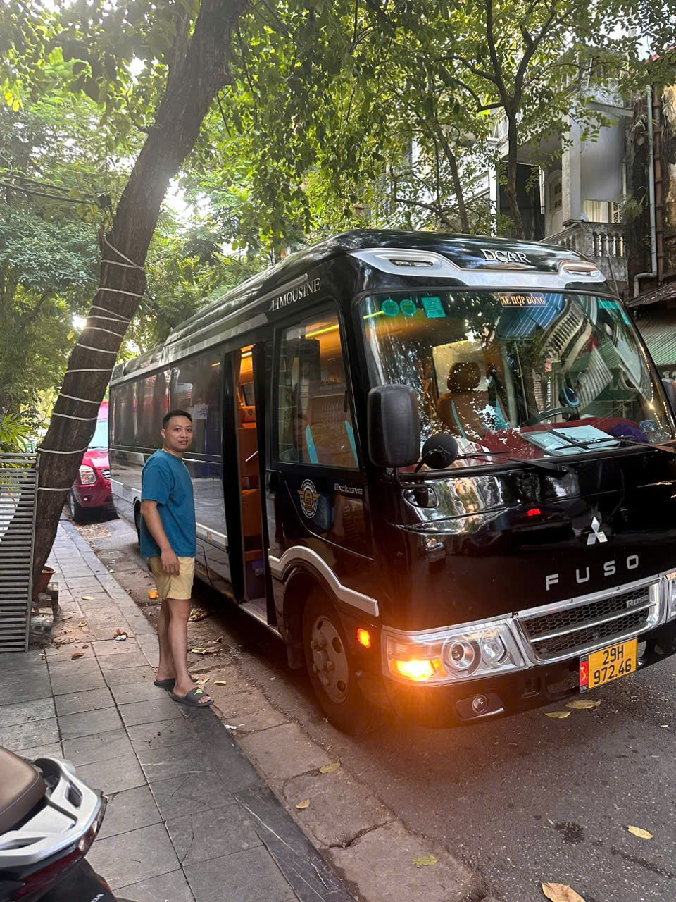 Private transfer bus for Hanoi to Sapa journey, comfortable and convenient.