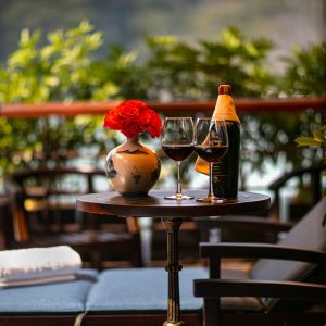 nostalgia-cruise-luxury-suite-lan-ha-viettrendtour