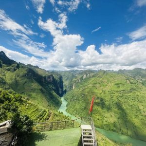 ha-giang-ma-pi-leng-pass-nho-que-river-panorama-viewpoint-viettrendtour