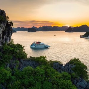 halong-bay-cozy-bay-cruise-sunset-viettrendtour Medium