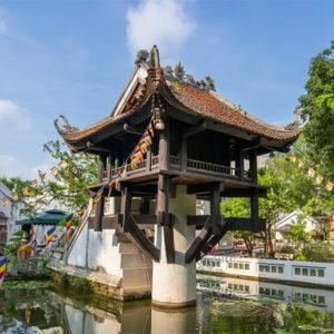 one-pillar-pagoda-iconic-buddhist-temple-hanoi-viettrendtour