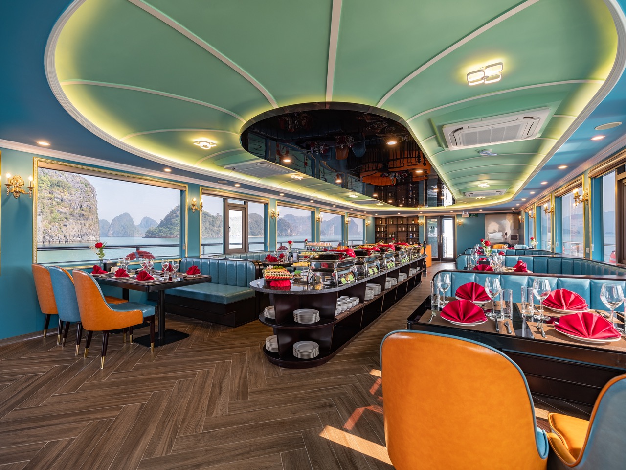 amethyst-day-cruise-restaurant-second-deck-buffet-panorama-halong-bay-viettrendtour