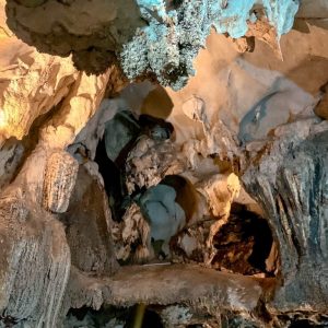 cave-stalactites-trung-trang-cat-ba-ambassador-signature-lan-ha-bay-viettrendtour