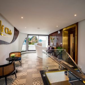 golf-club-lounge-interior-view-stellar-of-the-seas-lan-ha-bay-viettrendtour