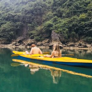 orchid-trendy-kayaking