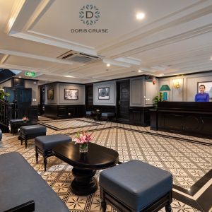 reception-grand-lobby-checkin-foyer-doris-cruise-lan-ha-bay-viettrendtour