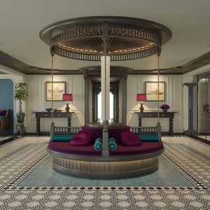 reception-lobby-lounge-view-lyra-grandeur-lan-ha-bay-viettrendtour
