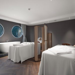 sea-spa-treatment-room-view-grand-pioneers-cruise-halong-bay-viettrendtour