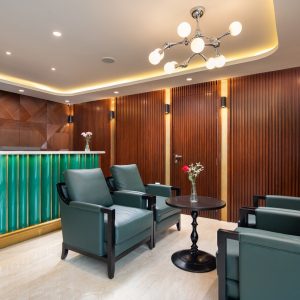 spa-reception-lounge-green-chairs-stellar-of-the-seas-lan-ha-bay-viettrendtour