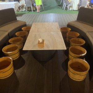 sundeck-herbal-foot-bath-amanda-halong-cruise-halong-bay-viettrendtour