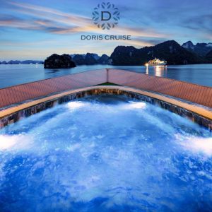 sundeck-jacuzzi-lights-twilight-bay-doris-cruise-lan-ha-bay-viettrendtour