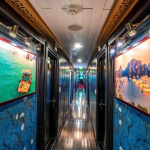 cabin-corridor-la-regina-classic-bai-tu-long-viettrendtour