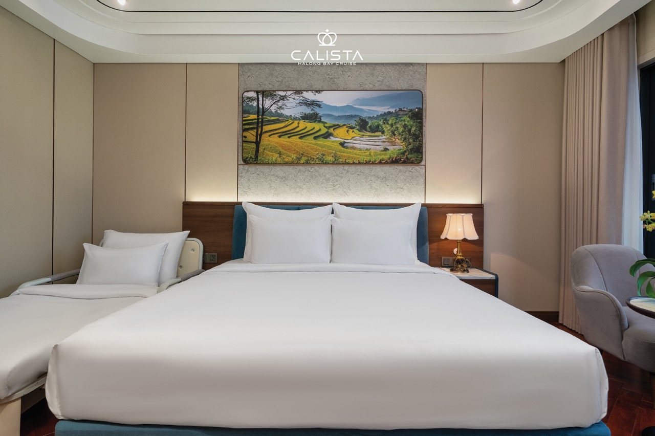 Elegant cruise balcony view of Halong Bay with serene waters and lush islands. Perfect for a romanti.