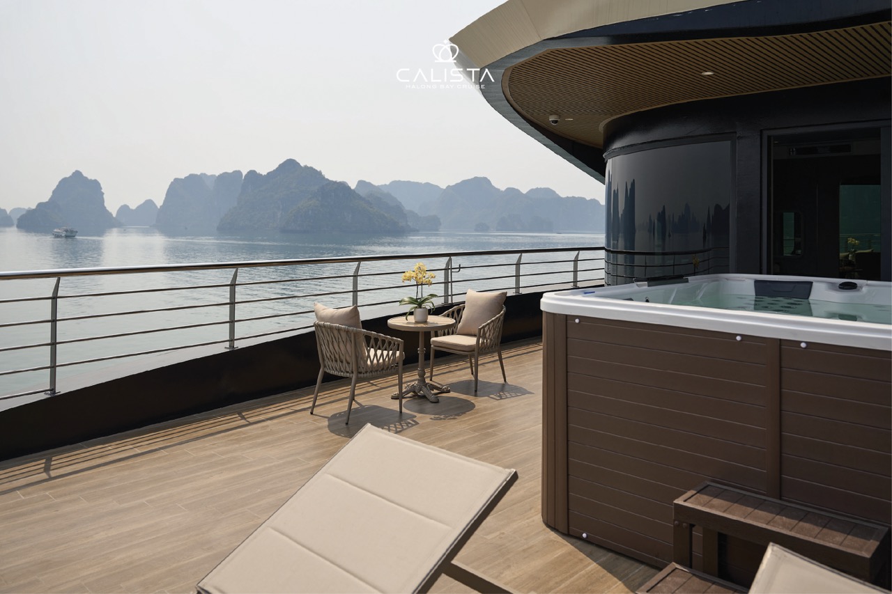 Stunning view from a luxury cruise balcony in Halong Bay, perfect for relaxing and enjoying the maje.