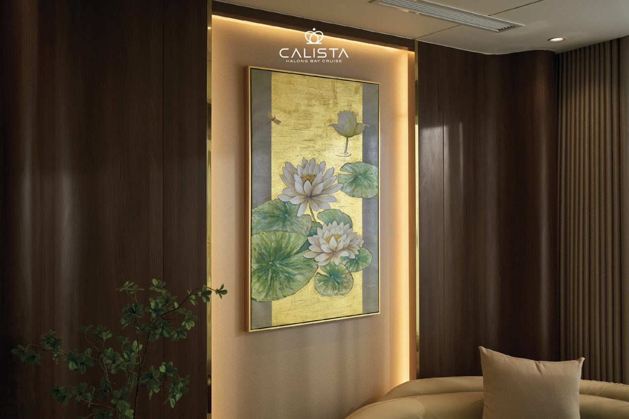 Luxurious cruise interior with calming artwork, perfect for a relaxing Halong Bay experience.