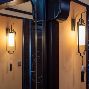 corridor-lantern-cycad-cruise-bai-tu-long-bay-viettrendtour