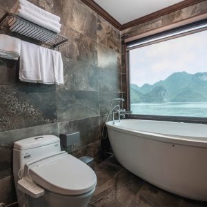 executive-suite-cabin-5-velar-of-the-sea-cruise-lan-ha-bay-viettrendtour