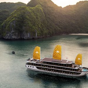 exterior-golden-sails-majesty-prime-lan-ha-bay-viettrendtour