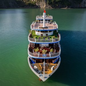 front-ship-swan-cruise-bai-tu-long-bay-viettrendtour