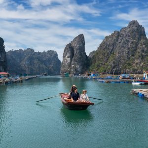 infinity-pool-calista-cruise-halong-bay-viettrendtour