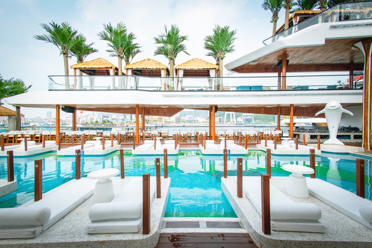 Luxurious rooftop pool with ocean views in Vietnam.