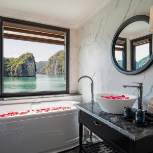 junior-senior-balcony-suite-cabin-2-rosy-cruise-lan-ha-bay-viettrendtour