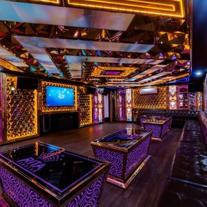 karaoke-vip-room-rita-cruise-lan-ha-bay-viettrendtour