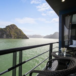 luxury-balcony-suite-family-vip-cabin-3-rosy-cruise-lan-ha-bay-viettrendtour-1
