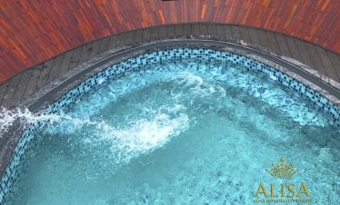 Relaxing spa pool with bubbling water at a luxury resort in Vietnam.