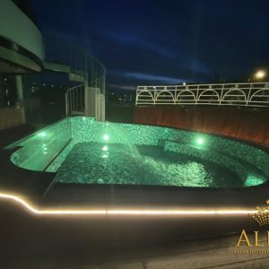 pool-sundeck-night-alisa-premier-cruise-halong-bay-viettrendtour