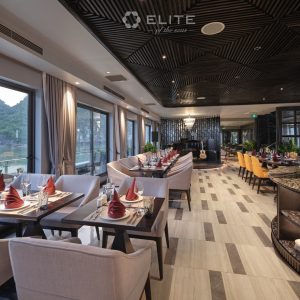 restaurant-fine-dining-elite-of-the-seas-lan-ha-bay-viettrendtour