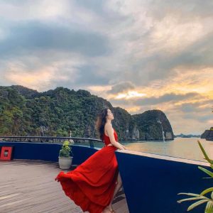 sundeck-red-dress-rosy-cruise-lan-ha-bay-viettrendtour
