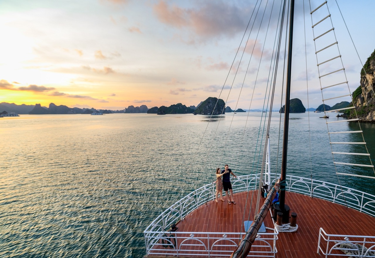 Sunset cruise in Halong Bay with ViettrendTour.