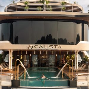 upper-deck-calista-cruise-halong-bay-viettrendtour