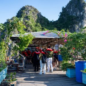 vung-vieng-jetty-boarding-viettrendtour