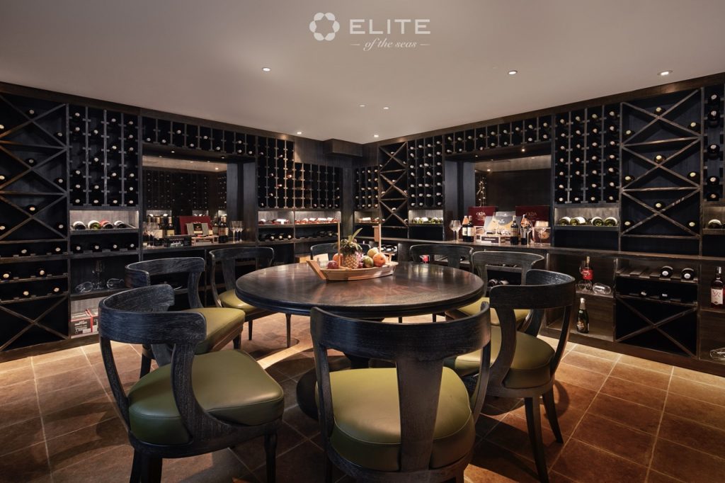 Luxurious cruise lounge with elegant decor and panoramic views of Halong Bay. Perfect for relaxing d.