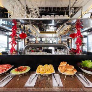 buffet-breakfast-cruise-restaurant-dragon-premium-lan-ha-bay-viettrendtour